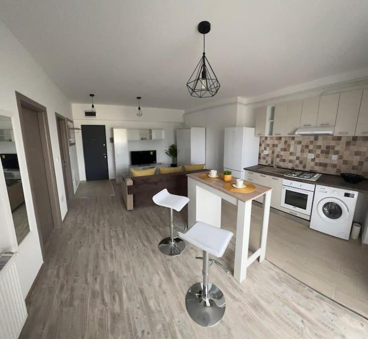 Td Apartments 2 Iasi Luaran gambar